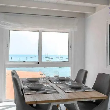 B-rent Bluemarlin Boutique Sea View 公寓 科拉雷侯