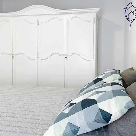 B-rent Bluemarlin Boutique Sea View Appartamento