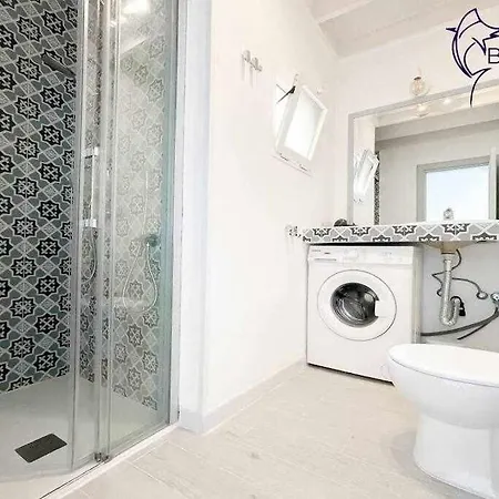 B-rent Bluemarlin Boutique Sea View Appartamento *