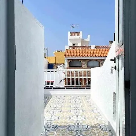 B-rent Bluemarlin Boutique Sea View Appartamento *