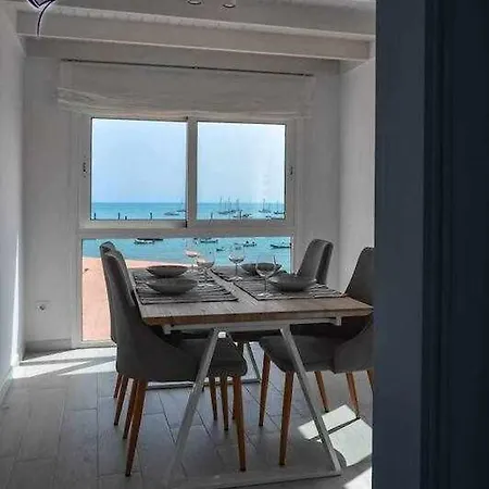 B-rent Bluemarlin Boutique Sea View * 科拉雷侯