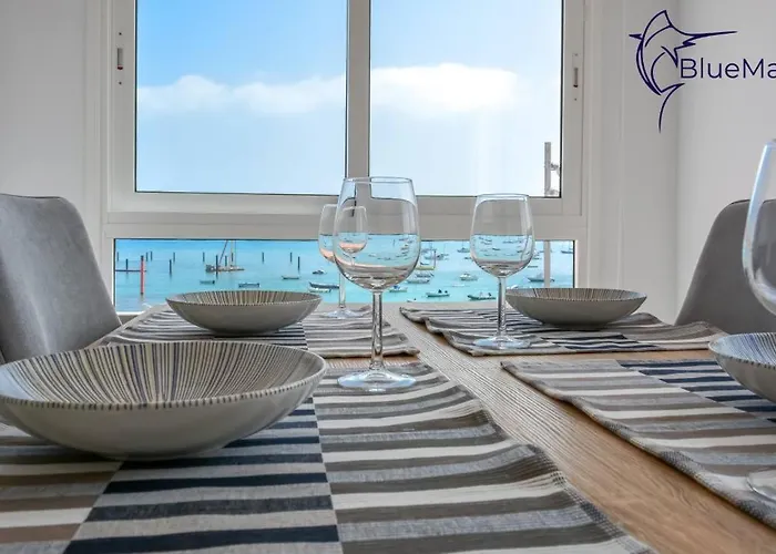アパート B-rent Bluemarlin Boutique Sea View