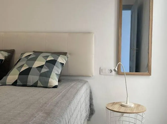 B-rent Bluemarlin Boutique Sea View アパート