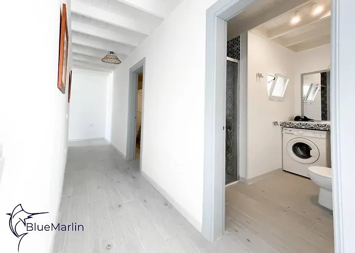 B-rent Bluemarlin Boutique Sea View アパート *