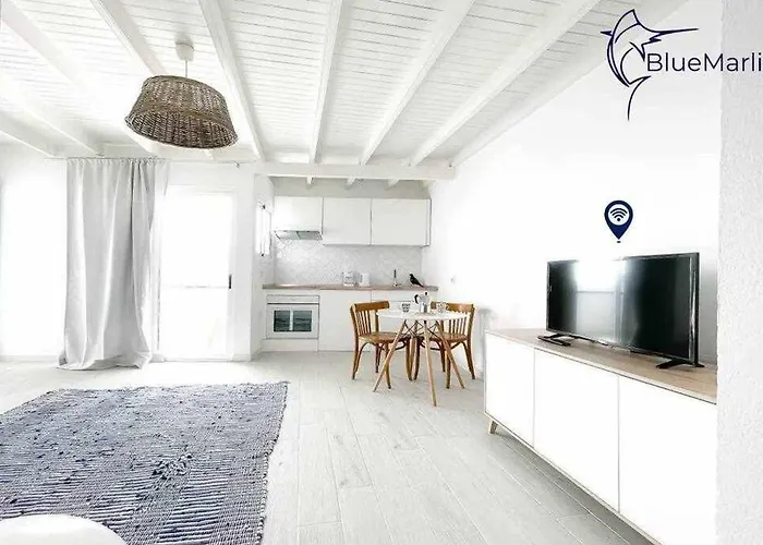 B-rent Bluemarlin Boutique Sea View アパート