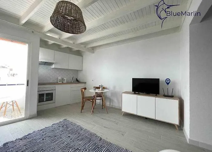 B-rent Bluemarlin Boutique Sea View アパート コラレホ
