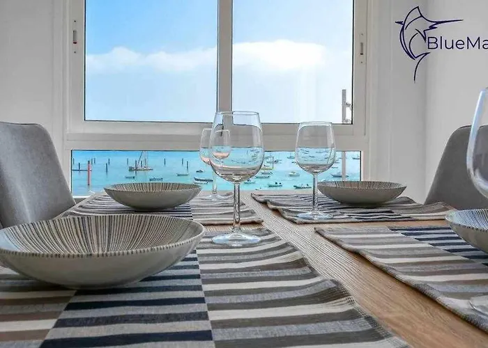 B-rent Bluemarlin Boutique Sea View アパート コラレホ