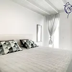 아파트 B-rent Bluemarlin Boutique Sea View